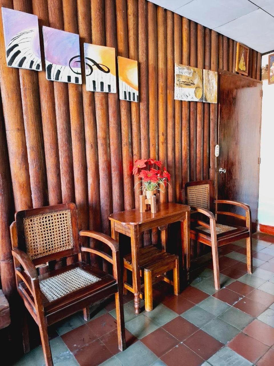 Casa De Los Berrios León Exteriér fotografie
